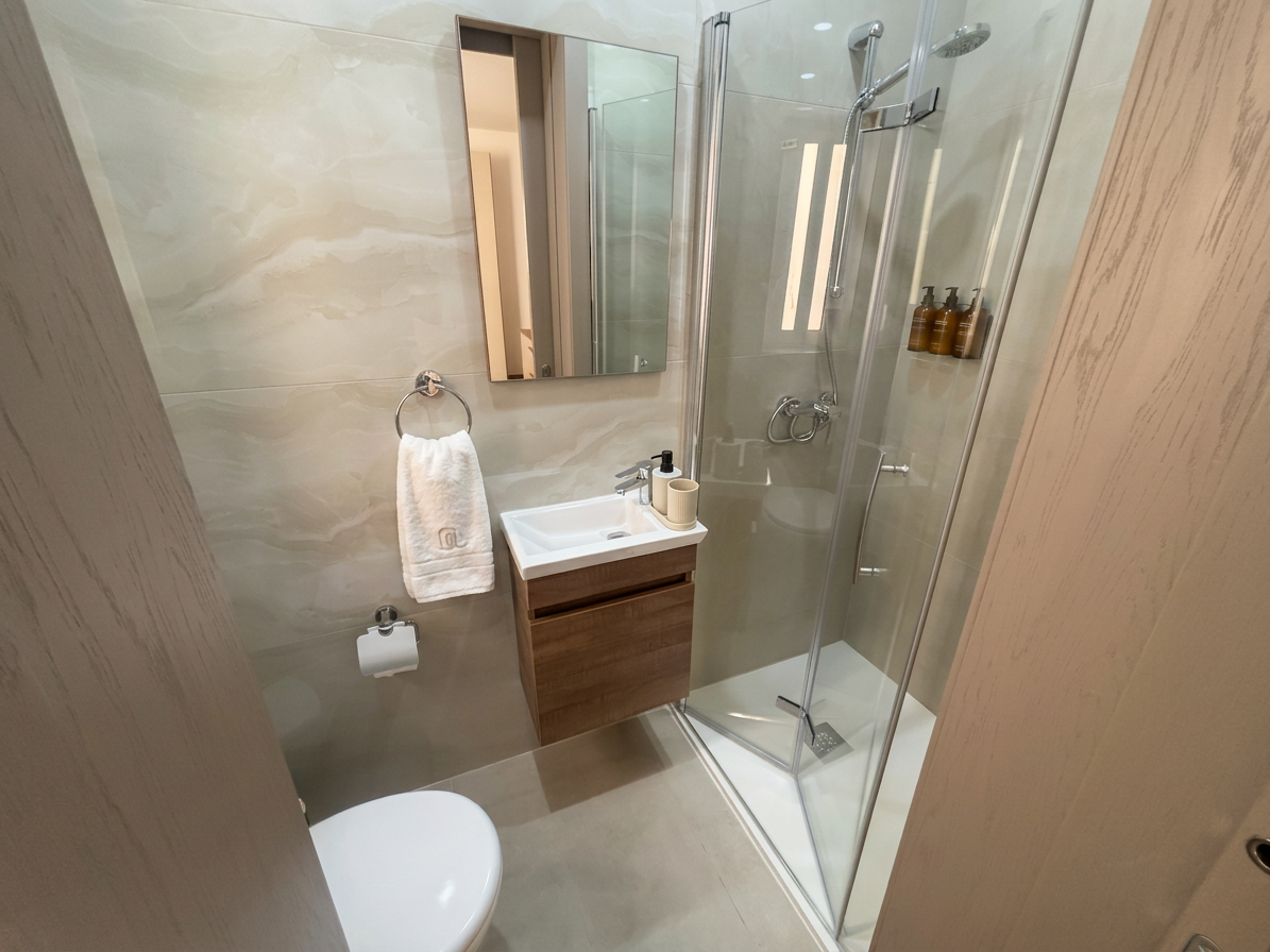 St.Julians - Modern 3BR/3BA Apartment 13