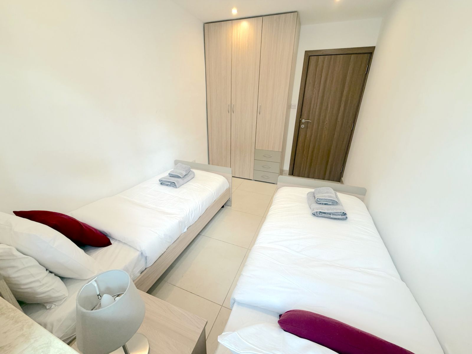 Modern 3BR Near Promenade & Ferries 21