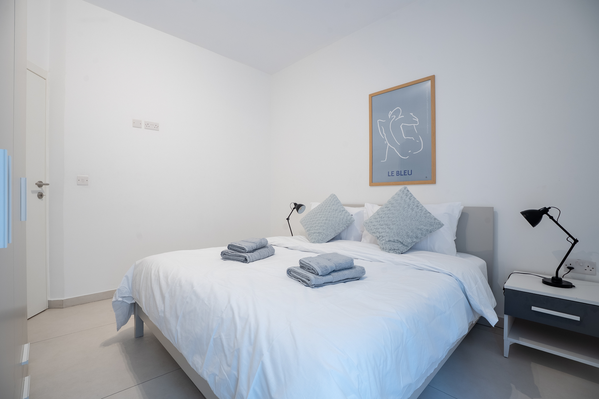 Modern 2BR flat near Paceville 7