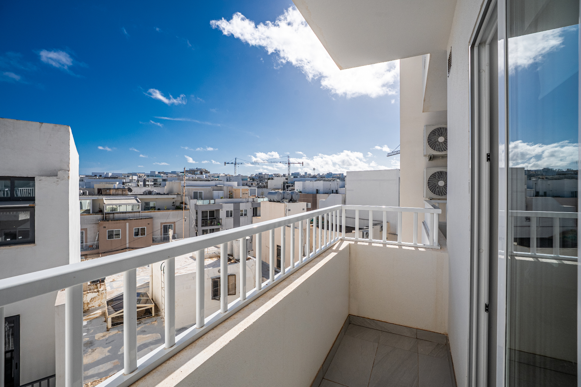 Modern 3BR near Paceville 10