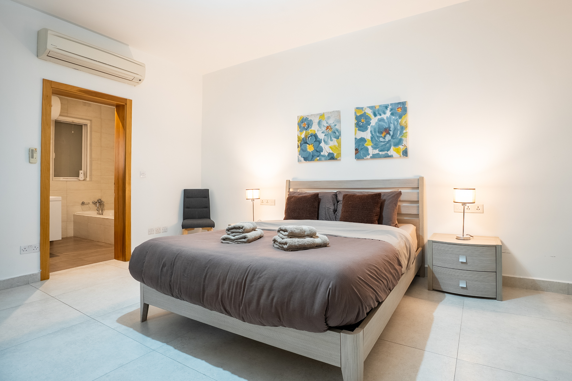 73 Strand Seafront 11