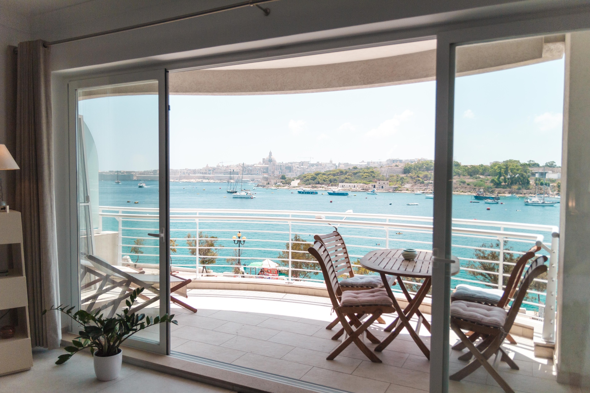 73 Strand Seafront 25